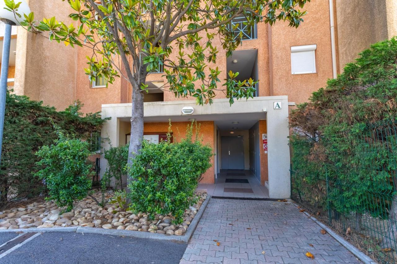 La Castillane - Appt Avec Piscine Partagee กาวาแลร์-ซูร์-แมร์ ภายนอก รูปภาพ